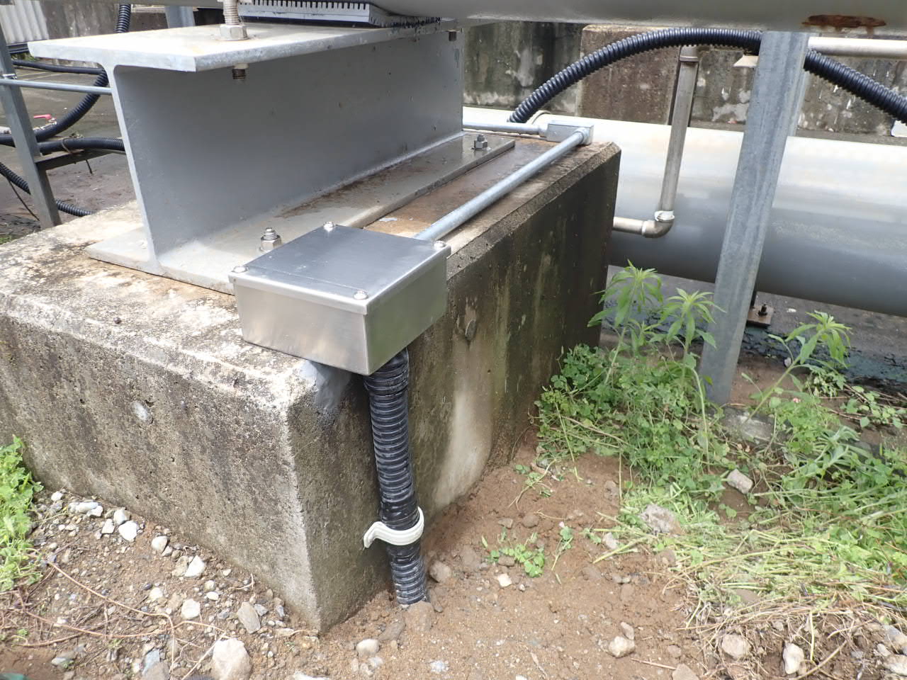 電線管・プルボックス設置状況
